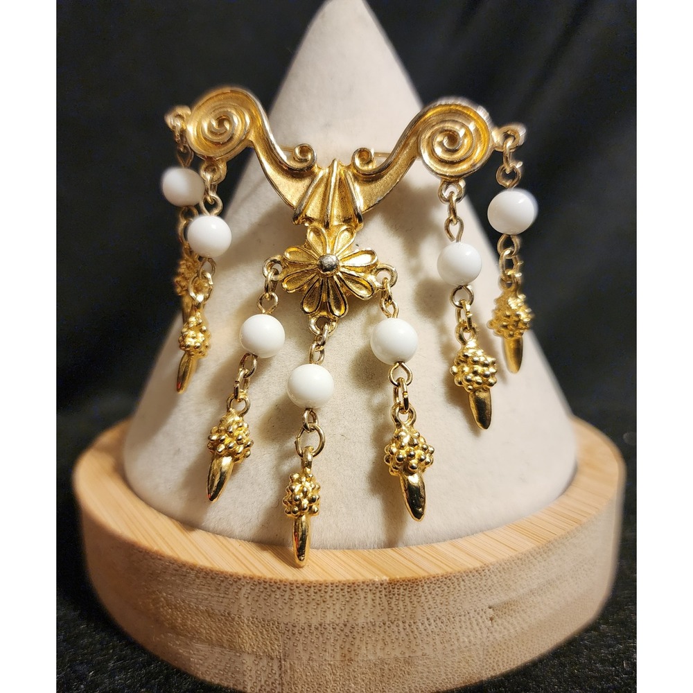 VTG Gold Tone Chandelier Brooch White Bead Dangle Victorian Revival 18g
